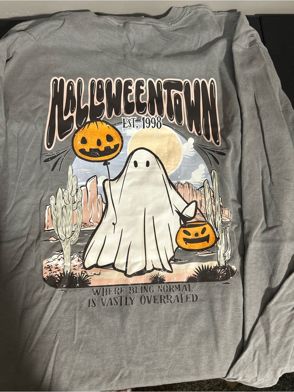Halloween Town' Ghost Graphic Tee - Gray